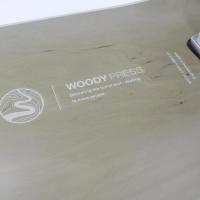 WOODYPRESS スケートボード　カービングシリーズ　30"Carving / ライトグレー